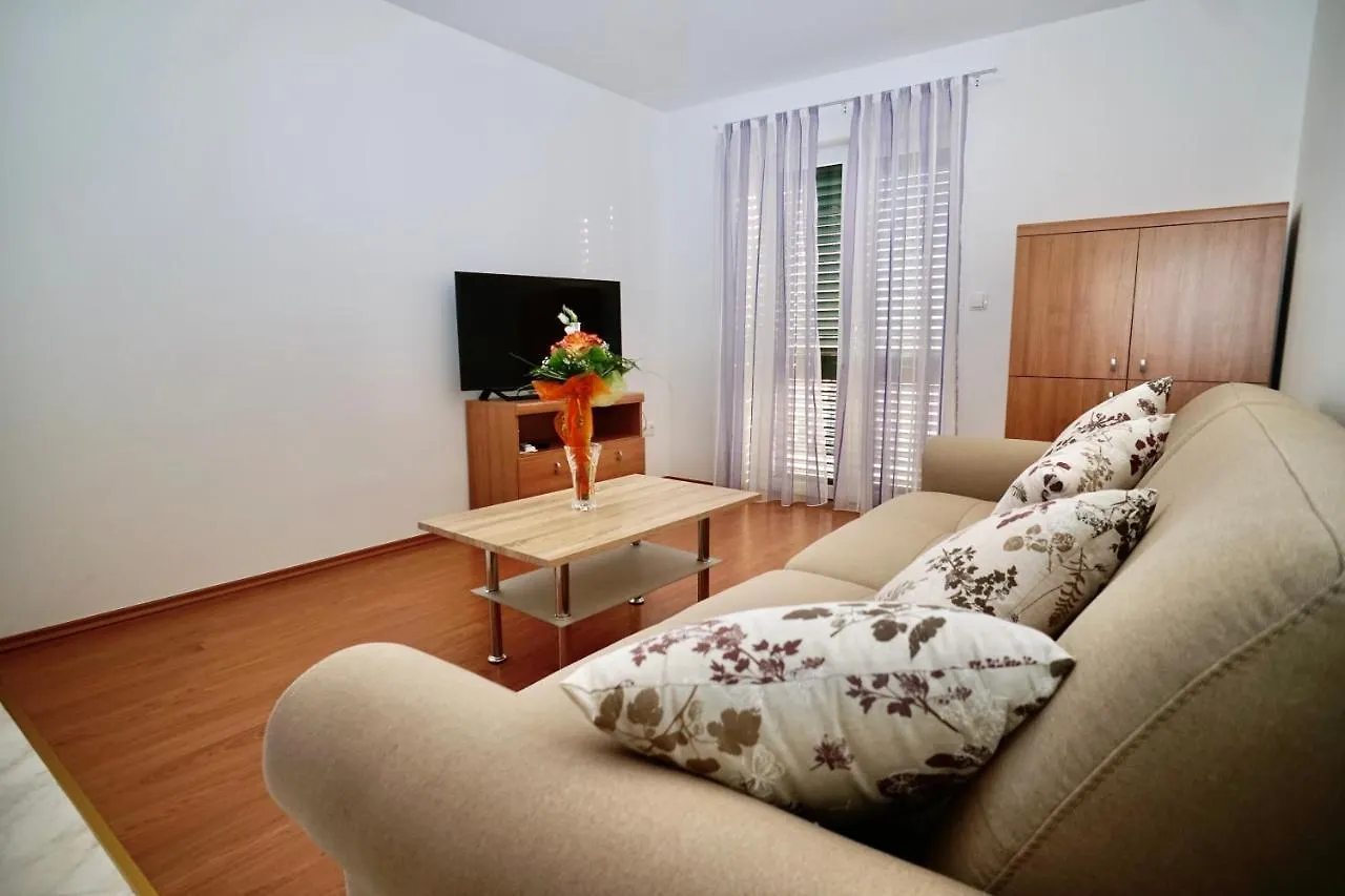 Apartments Betanija Trogir