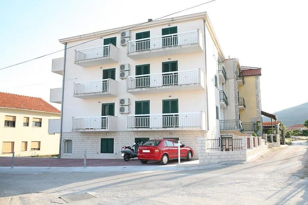Apartments Betanija Trogir Kroatië